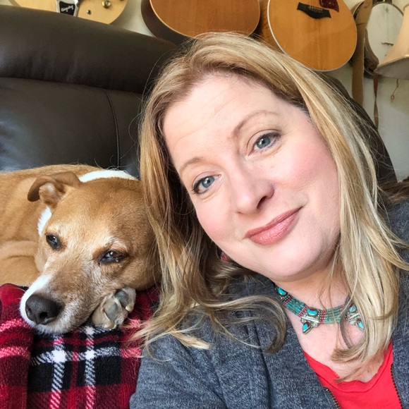 Meet your Posher, Holly - Picture 1 of 1